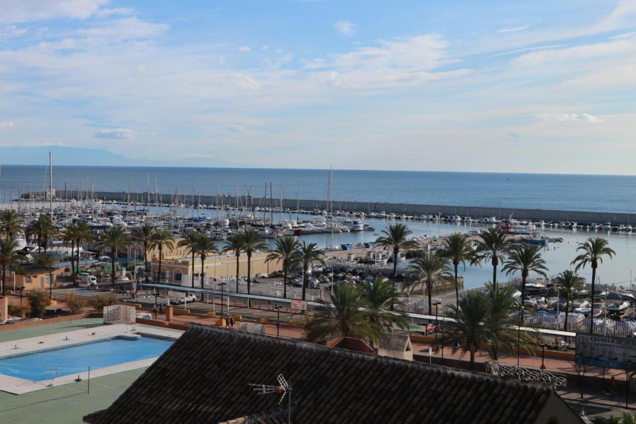 Gran Apartamento Cerca De La Playa Con Piscina En El Centro 丰希罗拉 外观 照片