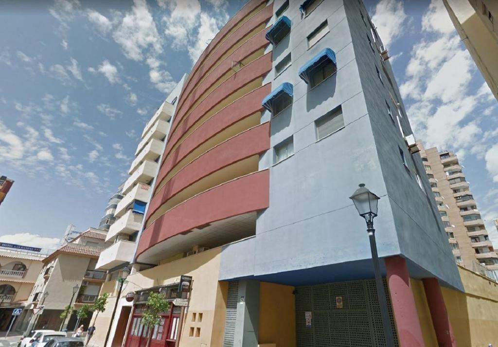 Gran Apartamento Cerca De La Playa Con Piscina En El Centro 丰希罗拉 外观 照片